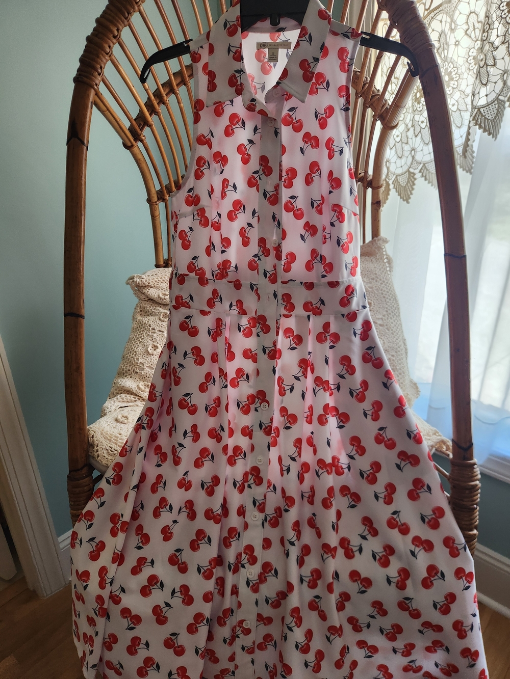 Cato White Sleeveless Button-Front Dress with Red Cherry Print Size Small